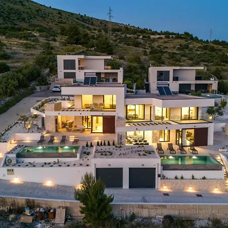 Villa Royal Sky Elite
