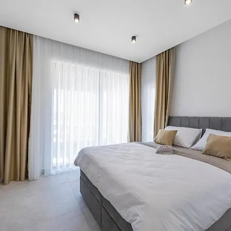 Royal Sky Elite Seget Vranjica