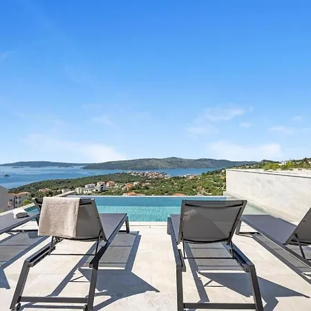 Villa Royal Sky Elite *