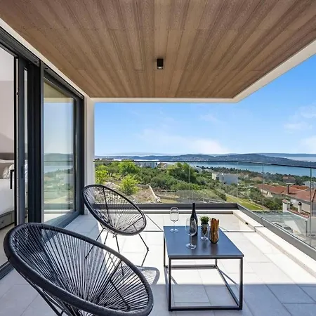 Royal Sky Elite Villa *